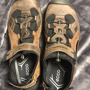 Shoes only put on A twice Ecco leather shoes